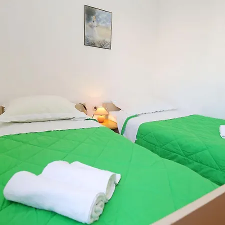Apartment Vera - 150 M From Sea *