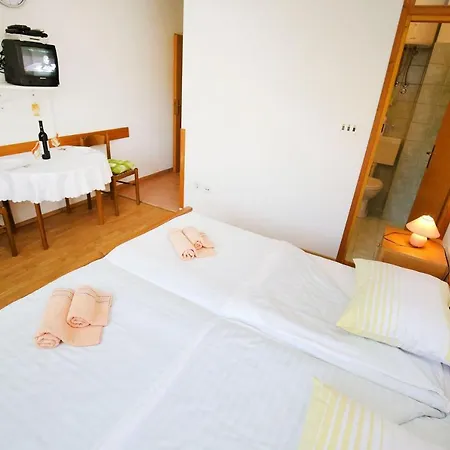 Vera - 150 M From Sea Appartement *