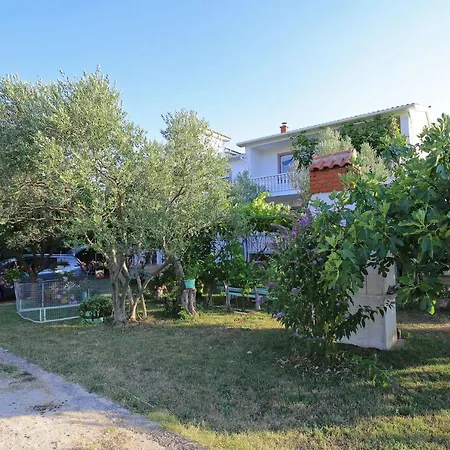 Appartement Vera - 150 M From Sea Sukošan